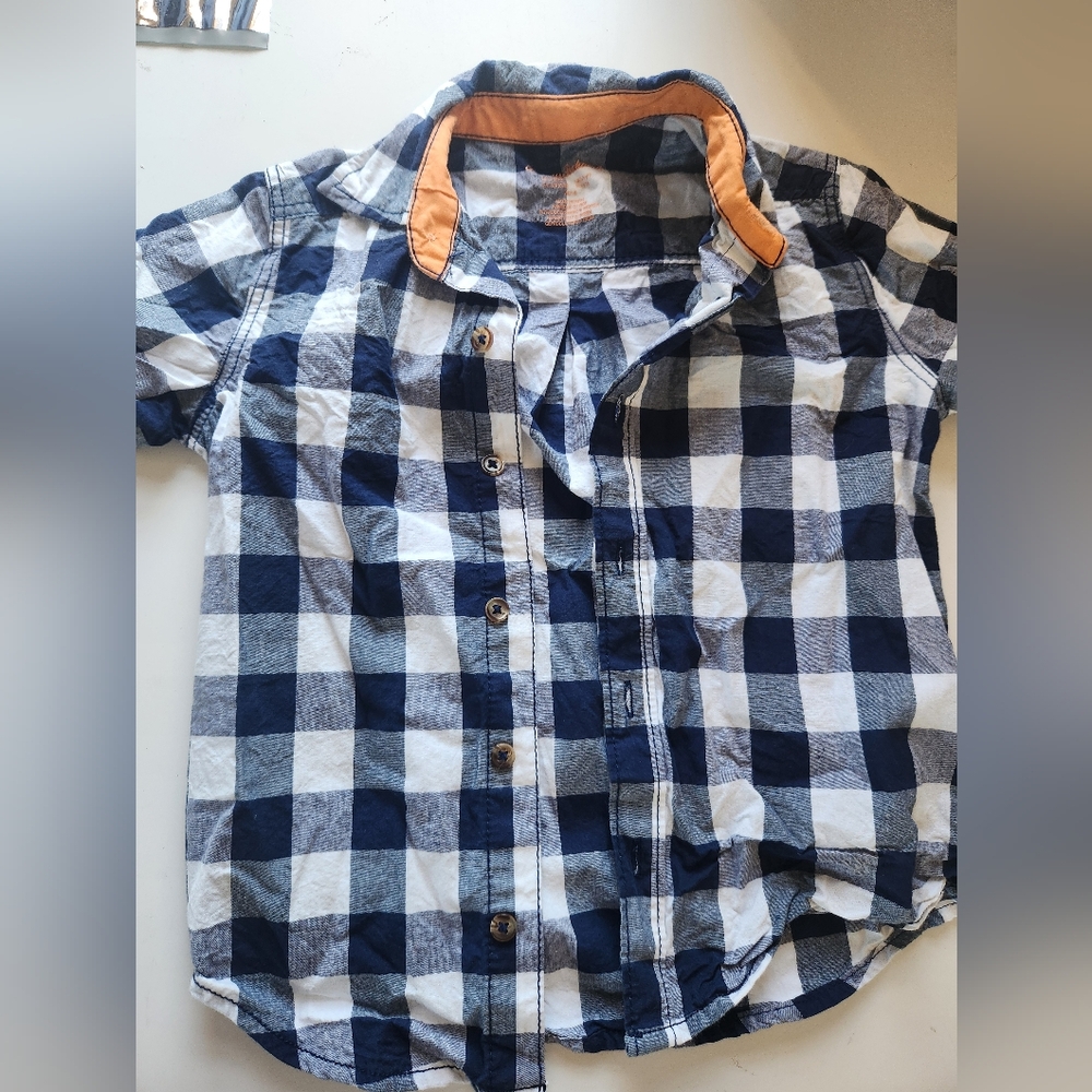 Tommy Bahama Button Down 5-6 years